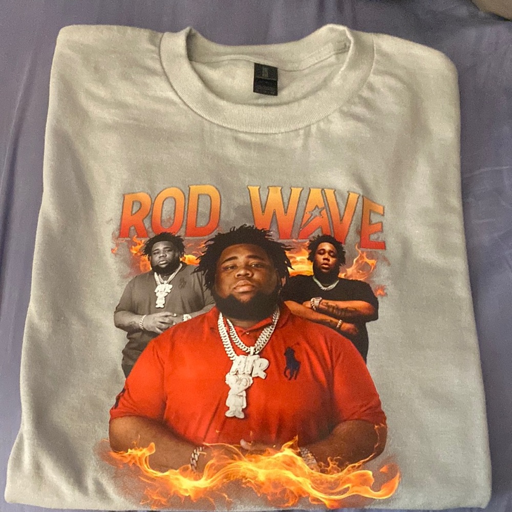 Rod Wave Silver color graphic tee shirt XL